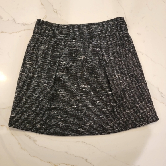 Ann Taylor Loft Black White Tweed with Metallic Thread Above Knee Skirt Size 2 - Picture 3 of 14